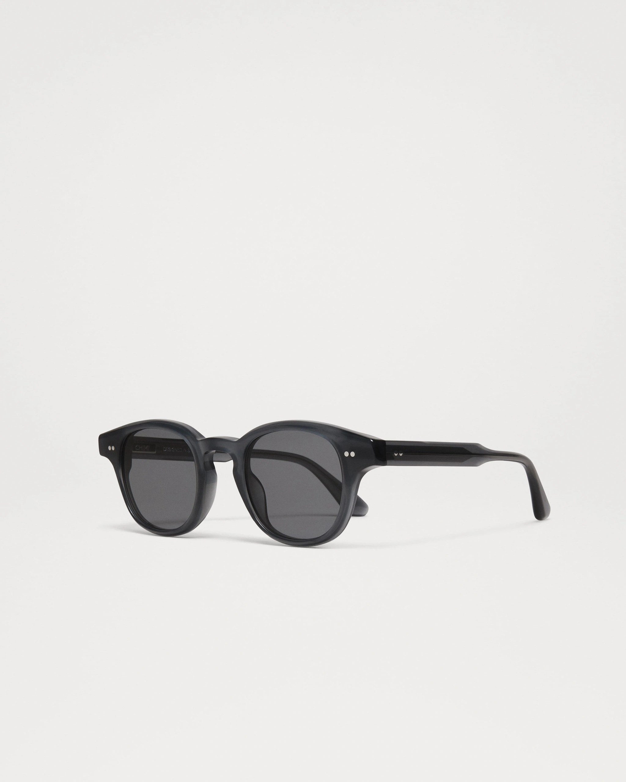 01 Core 2024 Dark Grey