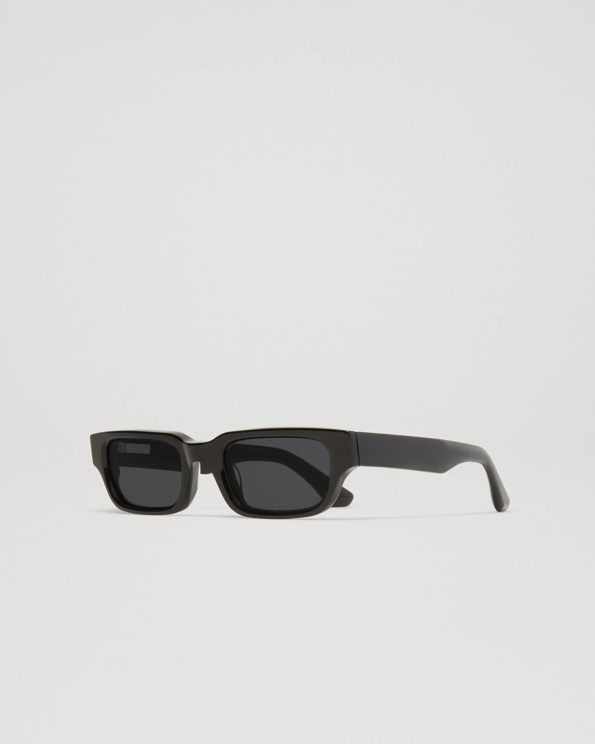 10 Photochromic Black