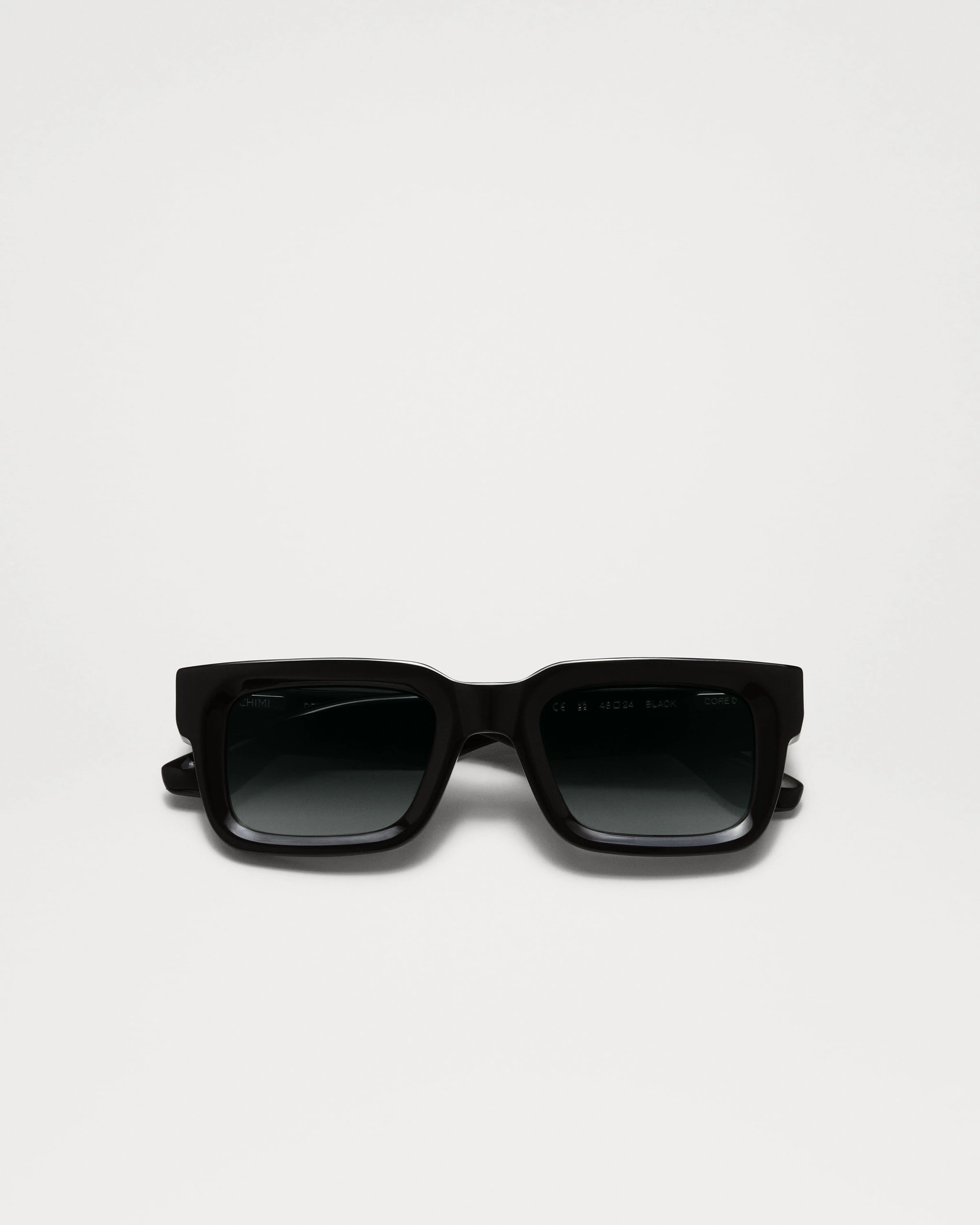 05 Gradient Black