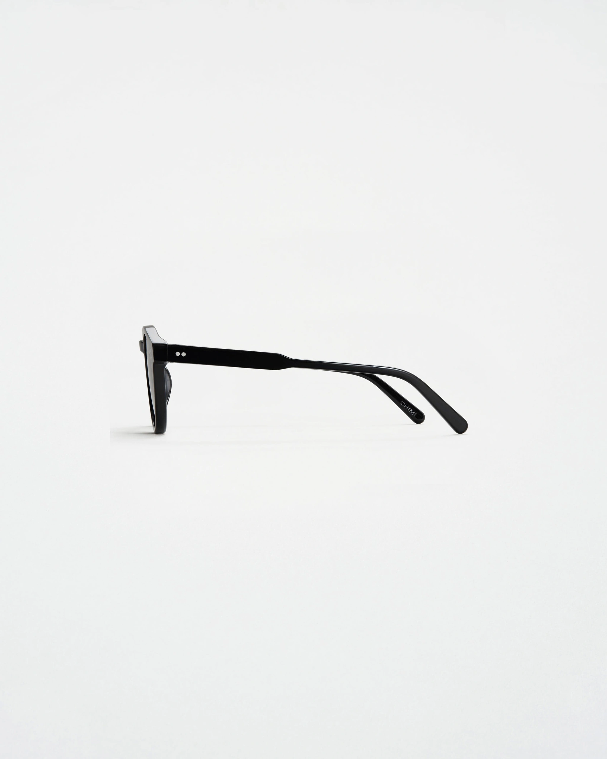03 Black Black