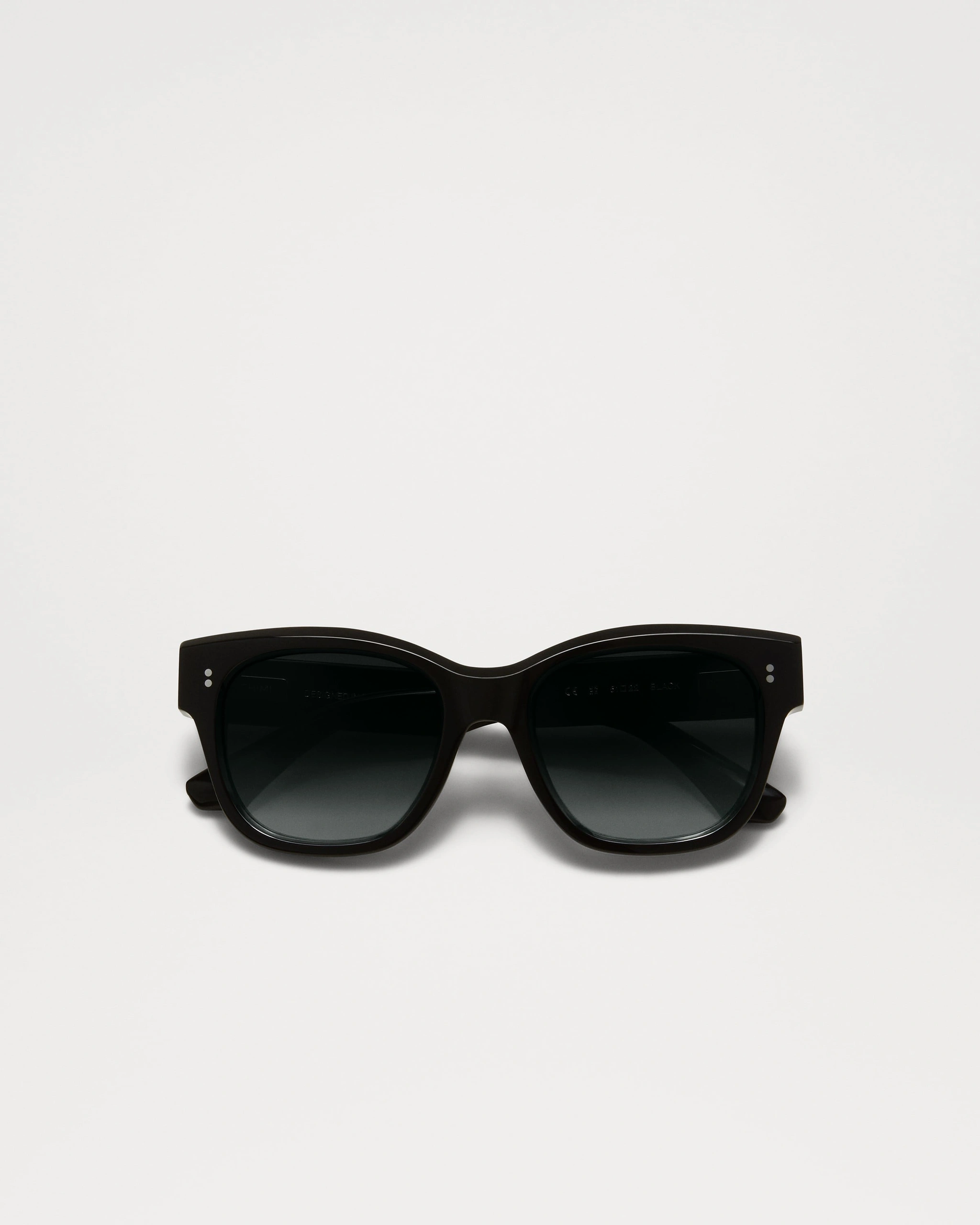 07 Gradient Black
