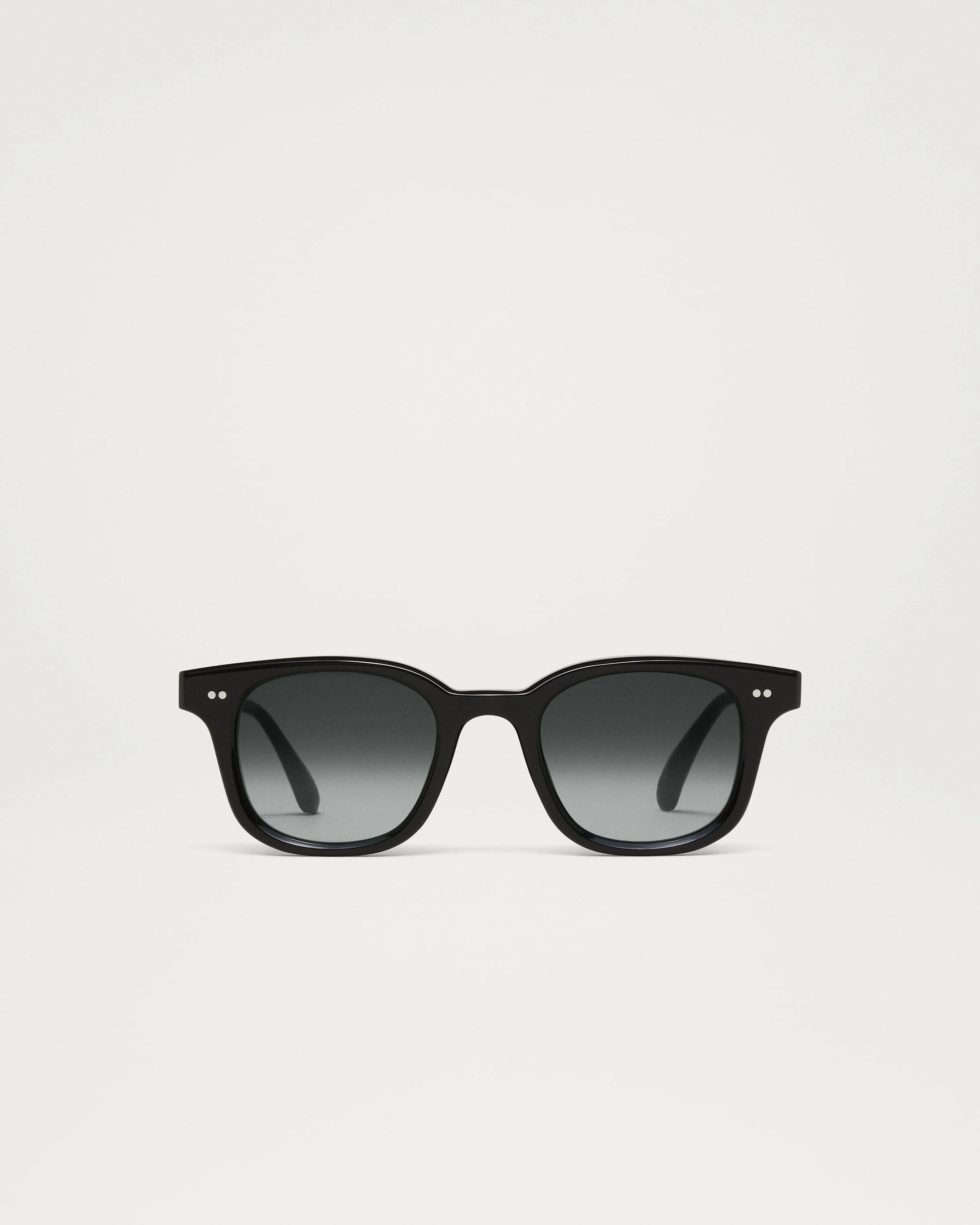 02 Gradient Black