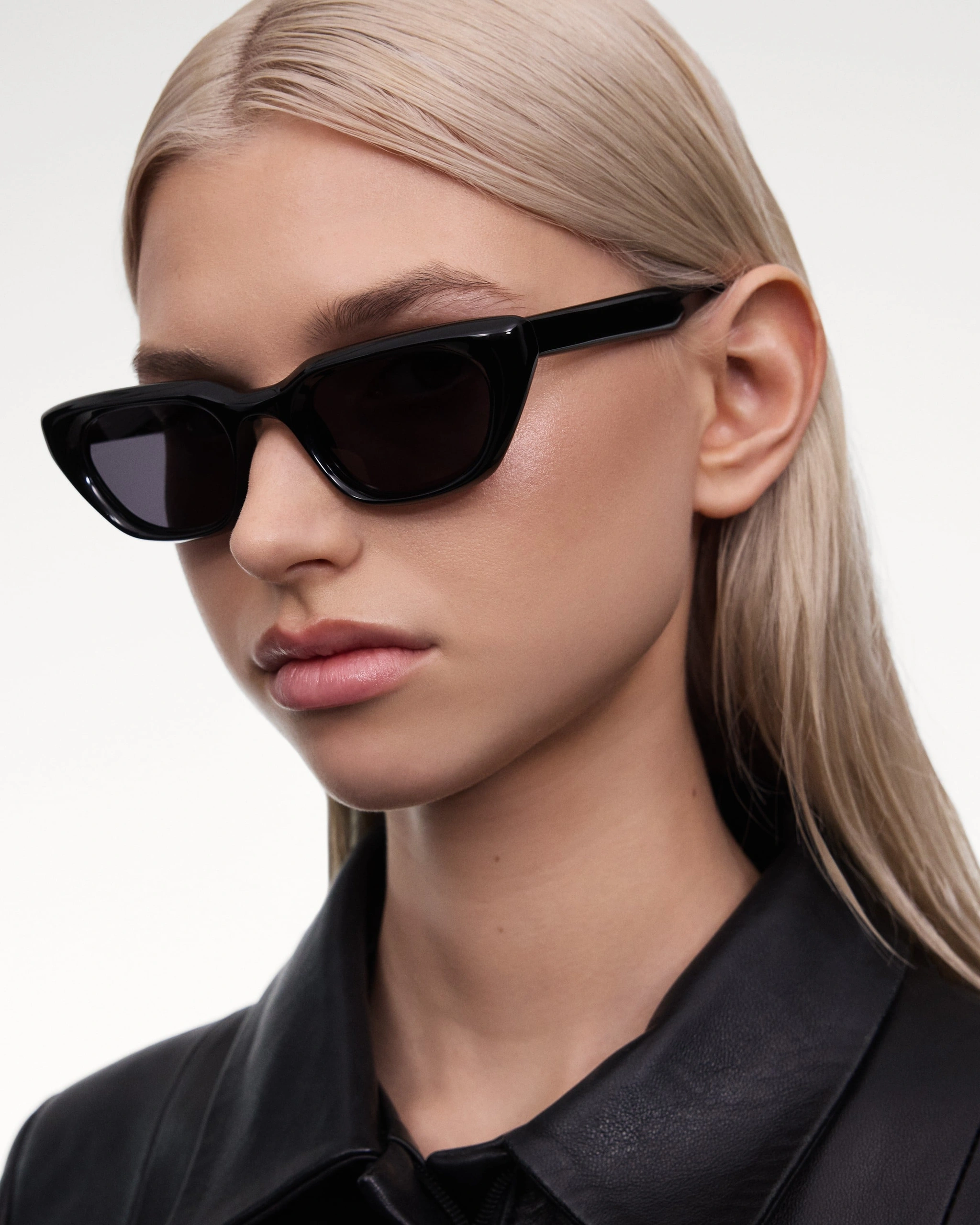 X17 Black