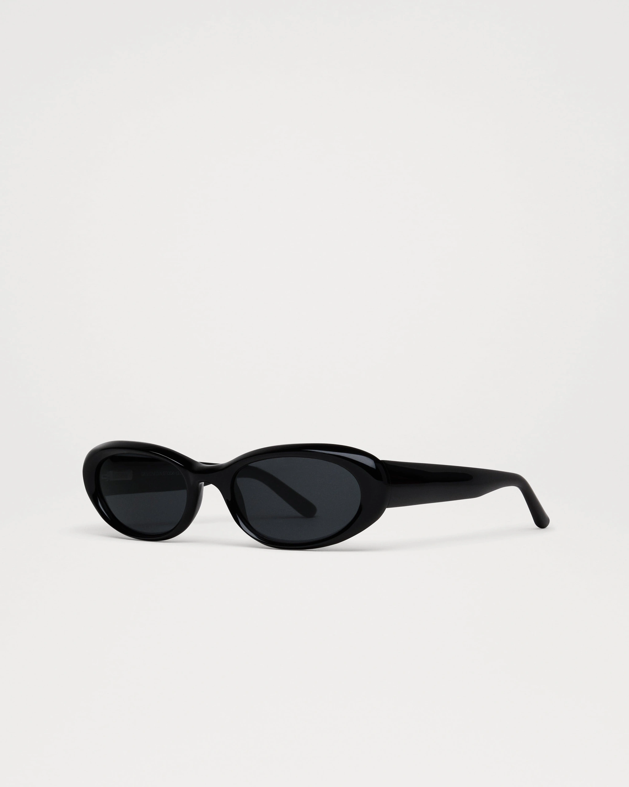 X16 Black 5 X16 Black