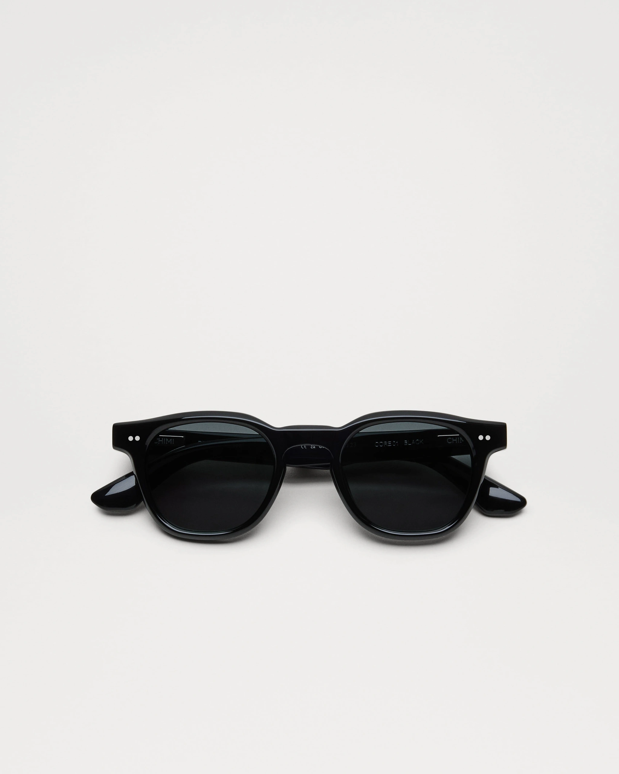 01 Core Black