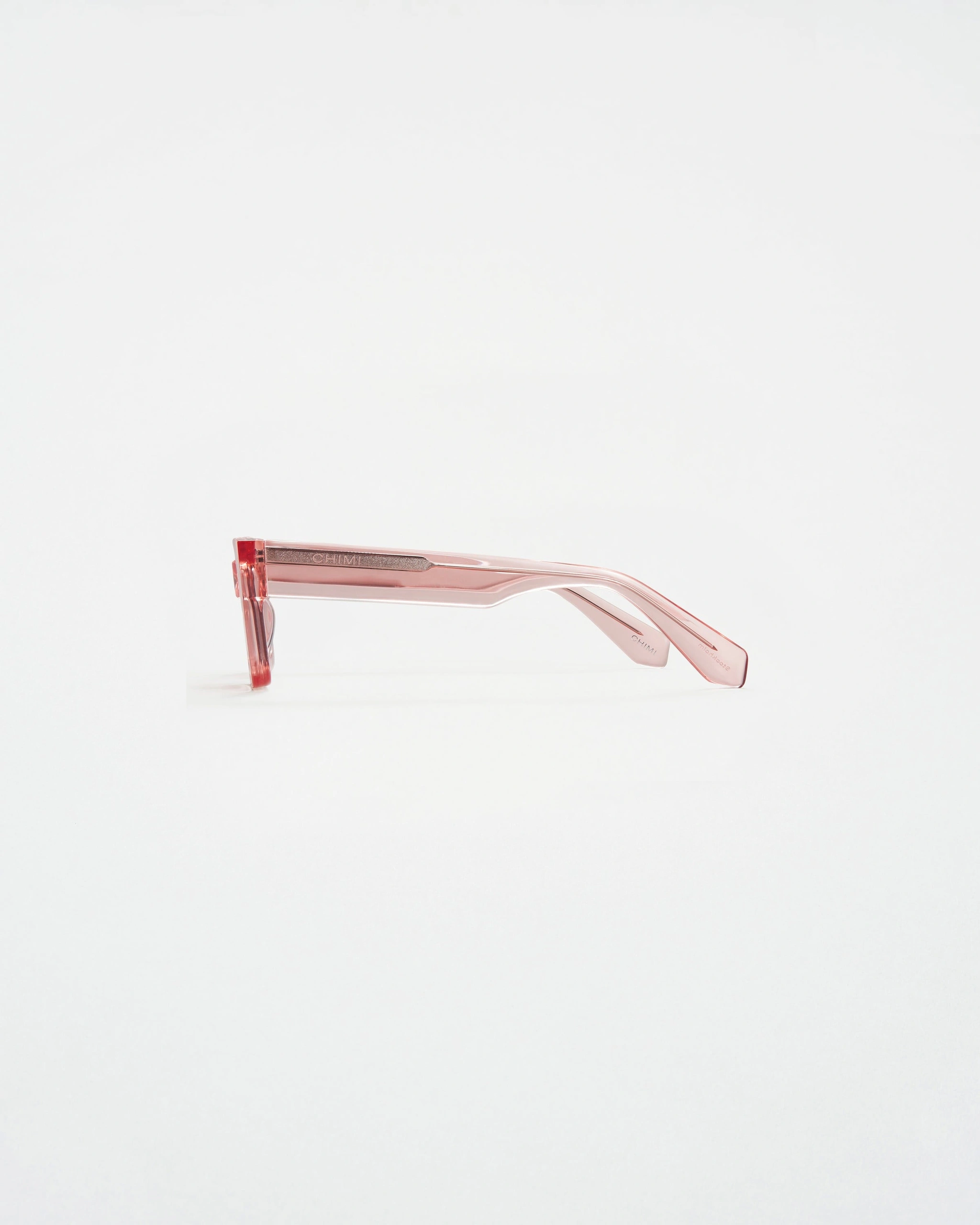 05 Pink (2022) Pink